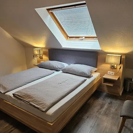 Gæstehus Strandlaeufer 3*